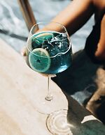 FOREST IN HOTEL