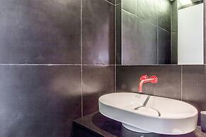 Pink Mango Hostel