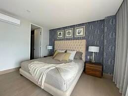 Grand Oliving
