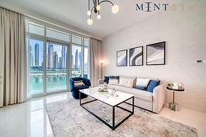 Beach Access Serene Balcony in Emaar Beachfront
