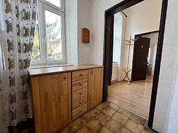 EasyStay 3BR shared Apt. Near Meidling
