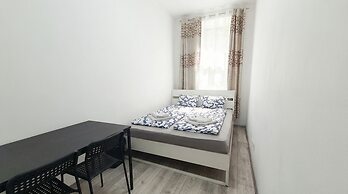 Quick Access to Vienna Center - Simple Private Rooms with WIFI