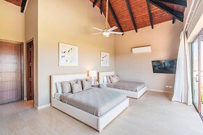 Modern Villa w Pool bbq at Green Village ABB