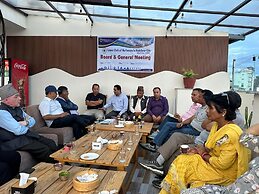 Kusum Airport Hotel