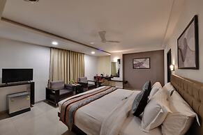 Click Hotel Yuvraj