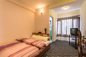 Khumbila Hotel