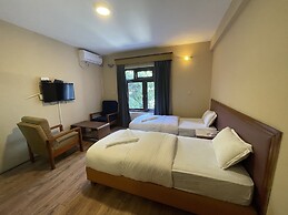 Khumbila Hotel