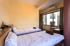 Khumbila Hotel