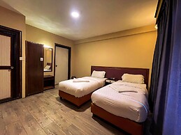 Khumbila Hotel