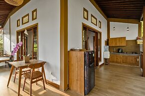 Ratni Ubud Villa