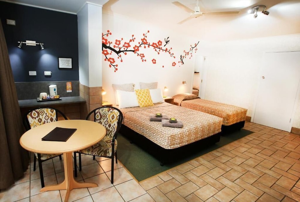 Gin Gin central motel