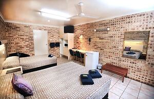 Gin Gin central motel