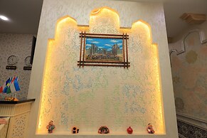 AYNIY HOTEL