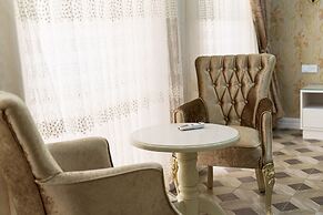 AYNIY HOTEL