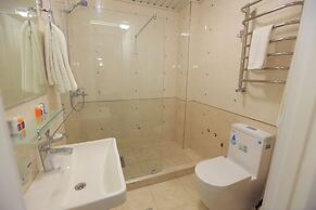 AYNIY HOTEL