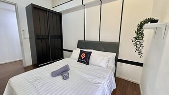 UNA Serviced Apartment by Manatidur