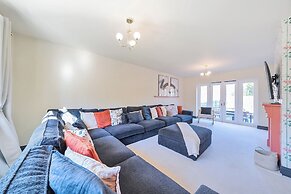 8 Newmarket Road
