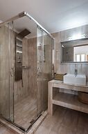 Anemi Suites