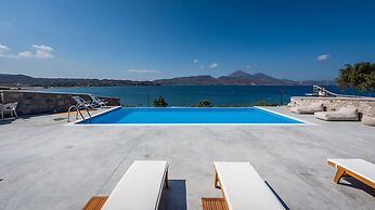 Anemi Suites