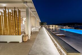 Anemi Suites