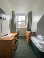 4 Friends House