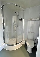 4 Friends House