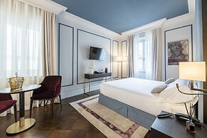 Glimpse Hotel