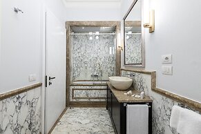 Glimpse Hotel