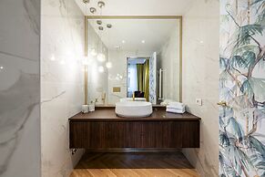 Glimpse Hotel
