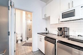 Chez Mont Royal Apartments