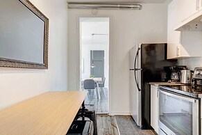 Chez Mont Royal Apartments