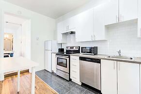 Chez Mont Royal Apartments