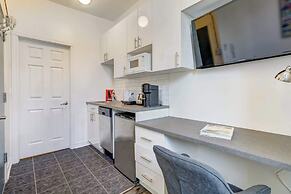 Chez Mont Royal Apartments