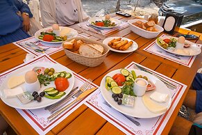 Akyaka Nehir Butik Otel