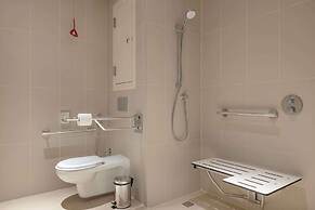 Hampton By Hilton Kuwait Salmiya