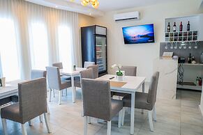 Jomy's Hotel
