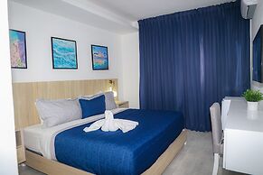 Jomy's Hotel