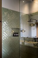 Villa Sessun by Alfred in Bali