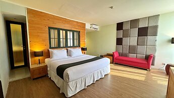 Chara Hotel