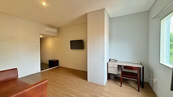 Chara Hotel