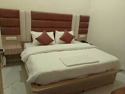 Hotel LR Delite Inn