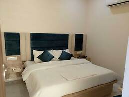 Hotel LR Delite Inn