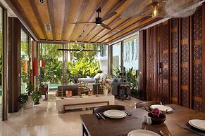 Eaze Villas