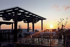 Eaze Villas