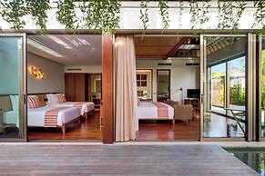 Eaze Villas