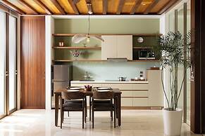 Eaze Villas
