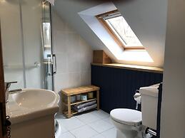 Riverlea Coach House