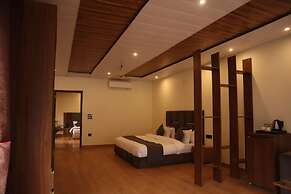 Riverline Gold Resort