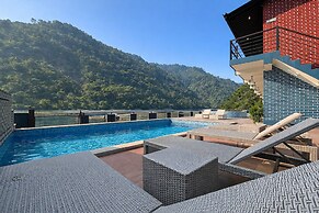 Riverline Gold Resort
