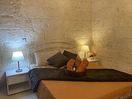 Charming Central Townhouse in Sliema